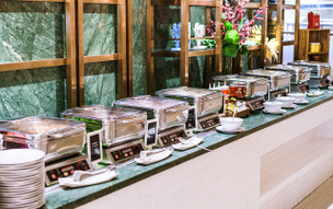 A-One The Royal Cruise Hotel