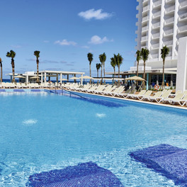 Riu Palace Paradise Island
