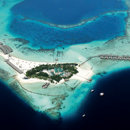 Constance Moofushi Resort