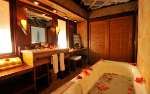 Intercontinental Bora Bora Le Moana Resort