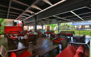 La Creole Beach Hotel and Spa