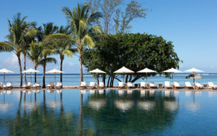 Outrigger Mauritius Beach Resort