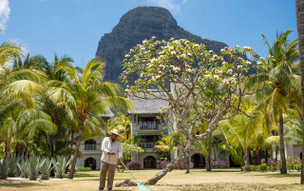 Paradis Beachcomber Golf Resort and Spa