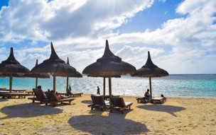 Crystals Beach Resort Belle Mare