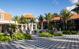 Crystals Beach Resort Belle Mare