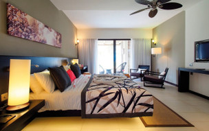 Crystals Beach Resort Belle Mare