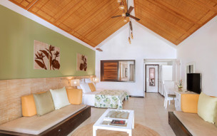 Victoria Beachcomber Resort and Spa