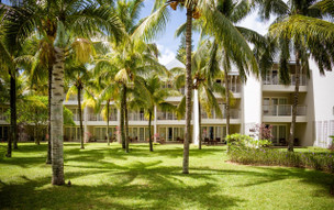 Victoria Beachcomber Resort and Spa