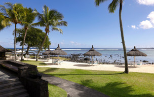 Shanti Maurice Resort & Spa