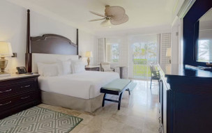 Royal Hideaway Playacar