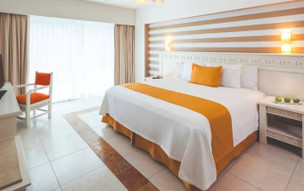 BlueBay Grand Esmeralda