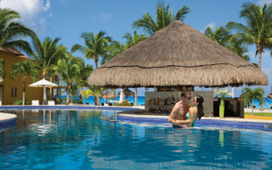 Secrets Aura Cozumel