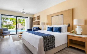 Secrets Aura Cozumel