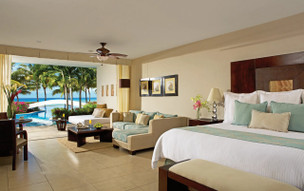 Secrets Aura Cozumel