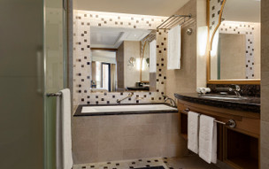 Hilton Muscat Al Bandar