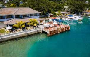 Niva Labriz Seychelles