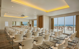 Double Tree by Hilton Dubai - Jumeirah Beach