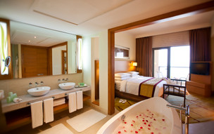 Mövenpick Hotel Jumeirah rooms (11)