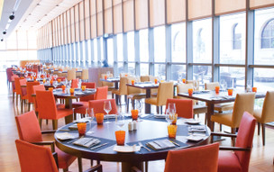 Mövenpick Hotel Jumeirah Food and B (2)