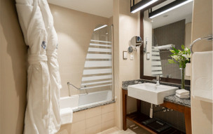 Amwaj Rotana, Jumeirah Beach Residence