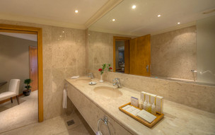 Dubai Marine Beach Resort (42)