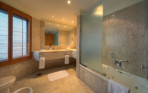 Dubai Marine Beach Resort (48)