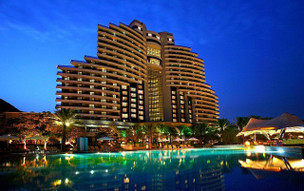 Le Méridien Al Aqah Beach Resort