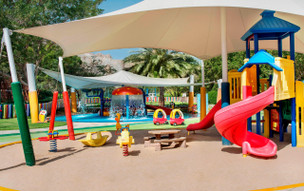 Le Méridien Al Aqah Beach Resort