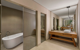 Rixos The Palm Dubai Hotel & Suites