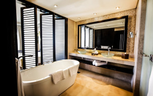 Rixos The Palm Dubai Hotel & Suites