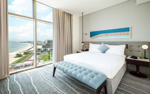 Th8 Palm Dubai Beach Resort Vignette Collection