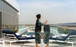 Th8 Palm Dubai Beach Resort Vignette Collection