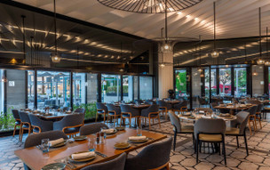 Khalidiya Palace Rayhaan by Rotana