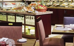 Traders Qaryat Al Beri, Abu Dhabi