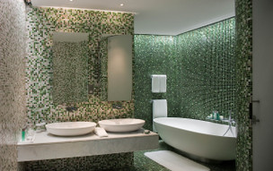 W Abu Dhabi Yas Island