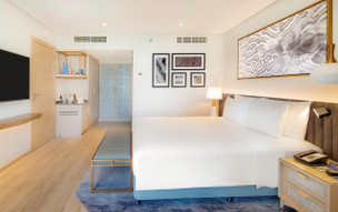 Yas Plaza Mangroves by IHG