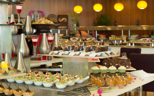 Yas Plaza Mangroves by IHG