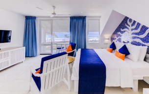 Trinco Blu by Cinnamon