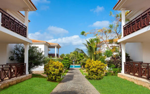 Melia Tortuga Beach Resort & Spa