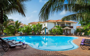 Melia Tortuga Beach Resort & Spa