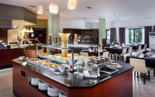 Melia Tortuga Beach Resort & Spa