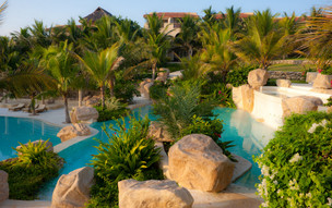 Kena-Swahili-Beach-bazen-14285