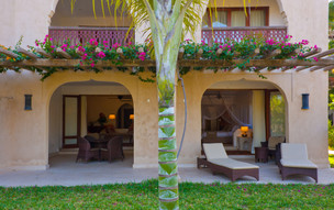 Kena-Swahili-Beach-1445