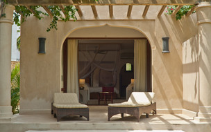 Kena-Swahili-Beach-14100