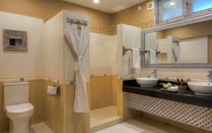 Neptune Palm Beach Boutique Resort and Spa