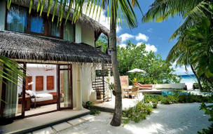 Constance Halaveli Resort