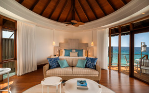 Constance Halaveli Resort