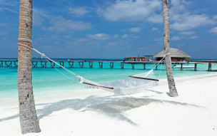 Constance Halaveli Resort