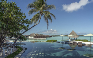 Four Seasons Kuda Huraa