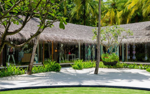 One and Only Reethi Rah